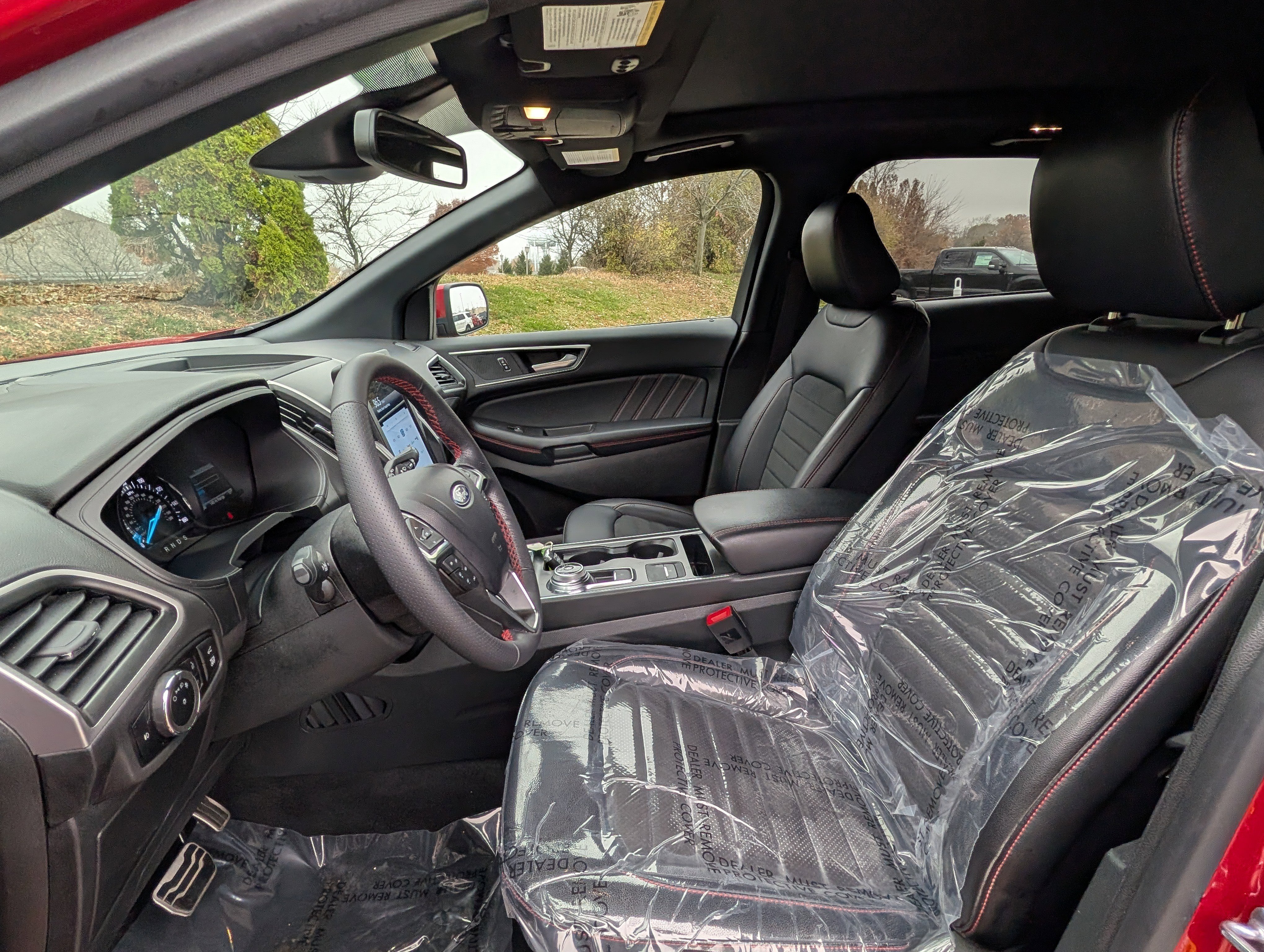 Used 2024 Ford Edge ST-Line image 10