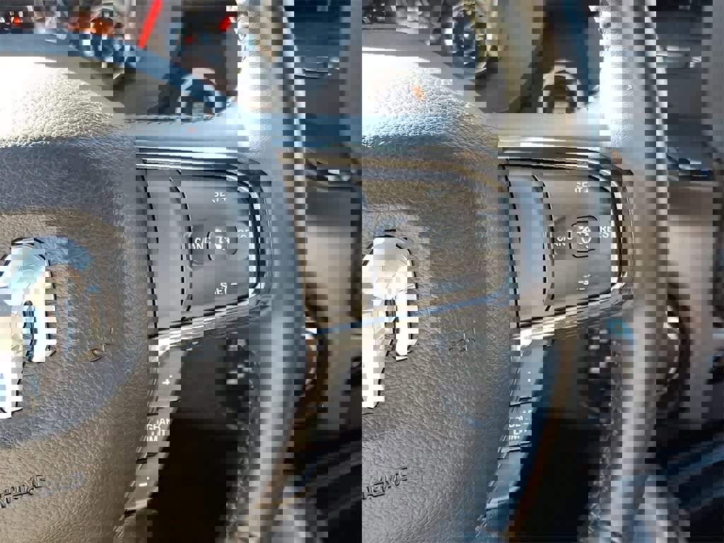 Used 2022 RAM 1500 Big Horn w/ Built-to-serve Edition image 19