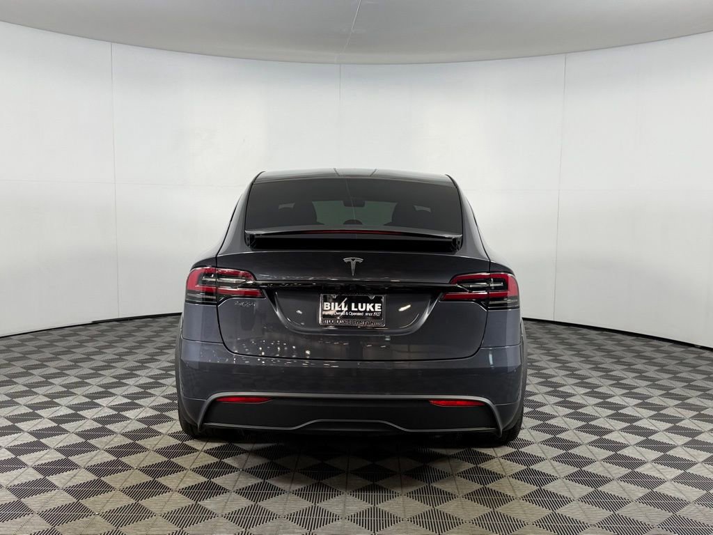 Used 2023 Tesla Model X image 8