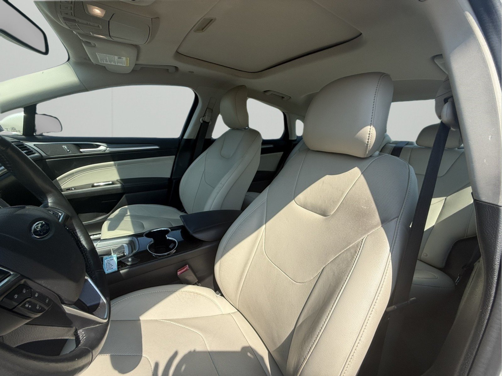 Used 2014 Ford Fusion Titanium FWD image 10