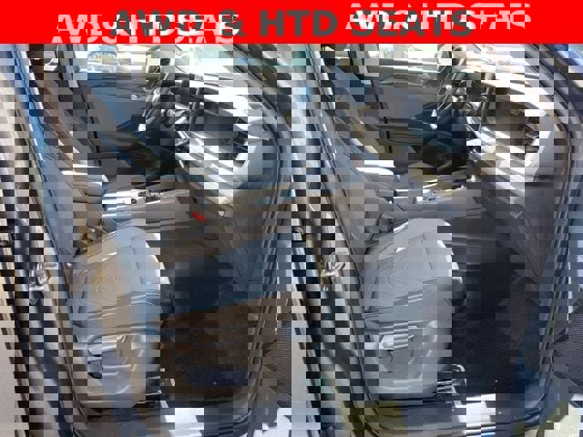 New 2025 Volkswagen Tiguan SE image 47