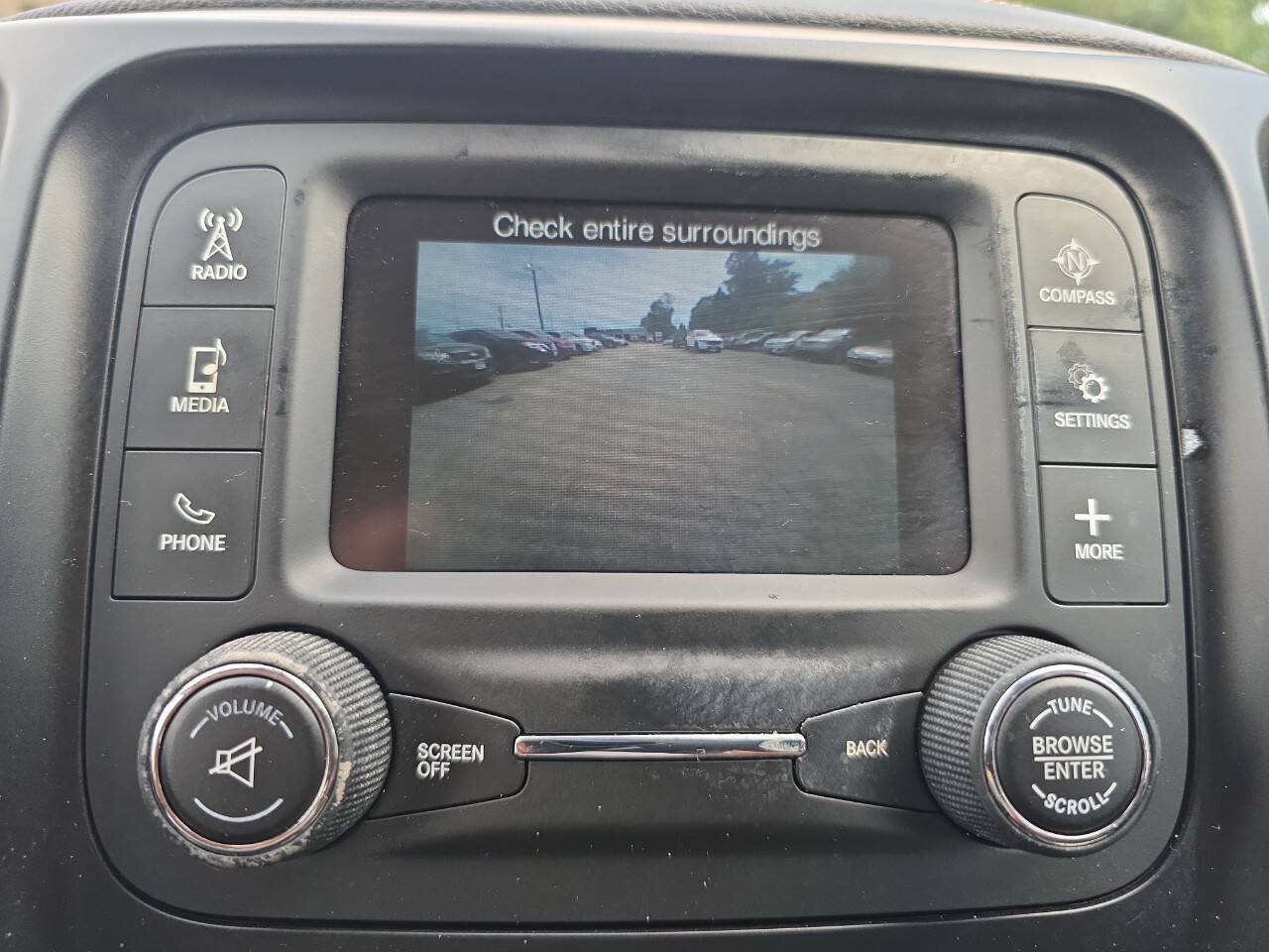 Used 2017 Jeep Cherokee Sport AWD/4WD image 24