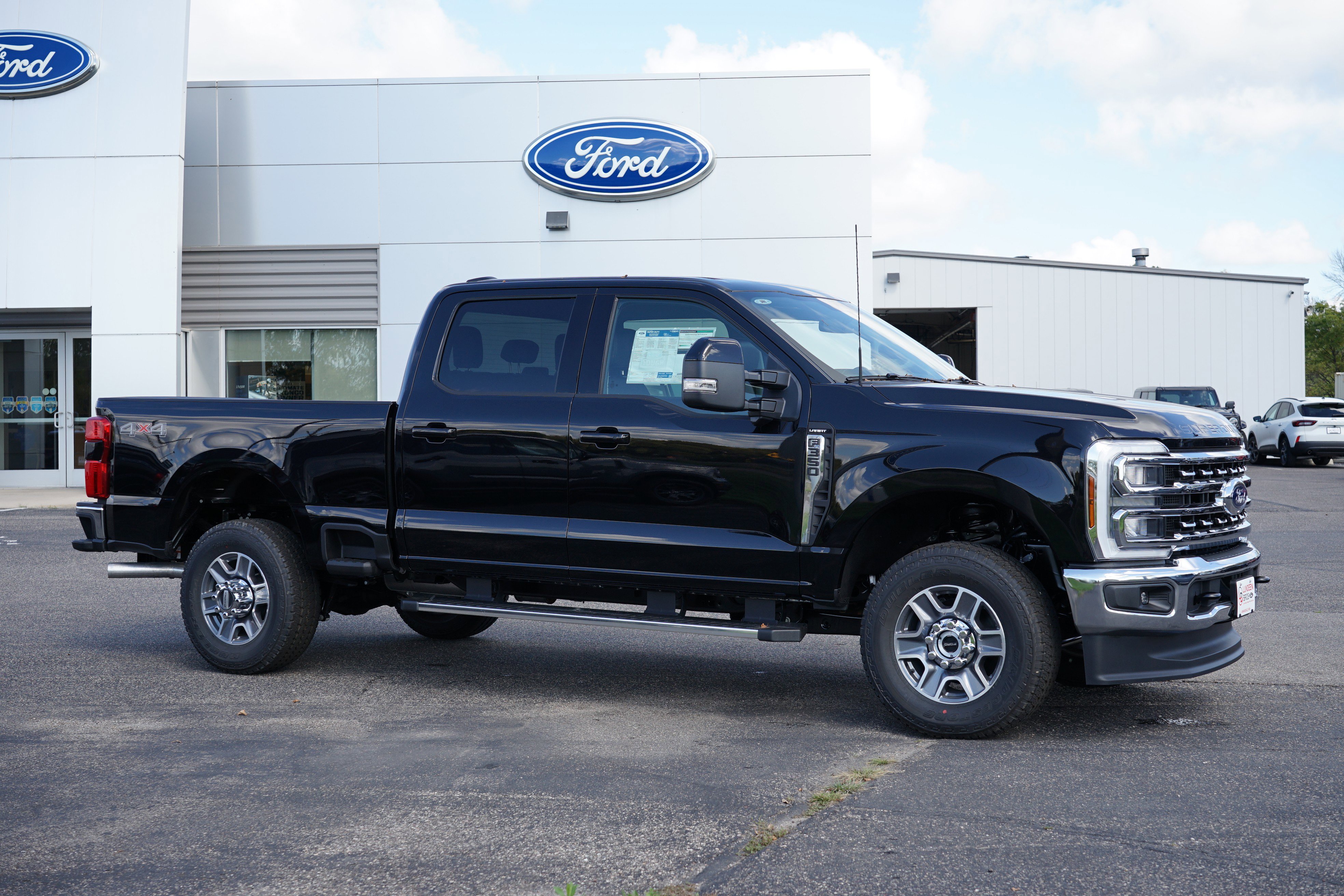 New 2026 Ford F350 Lariat image 2