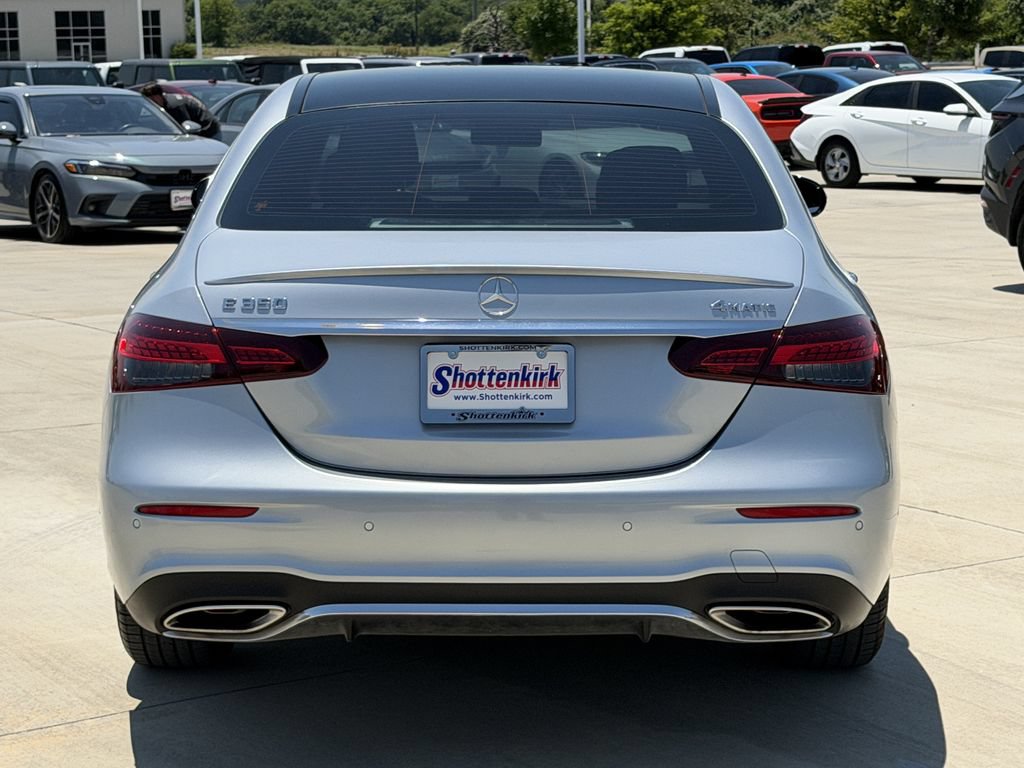Used 2021 Mercedes-Benz E 350 4MATIC Sedan image 5