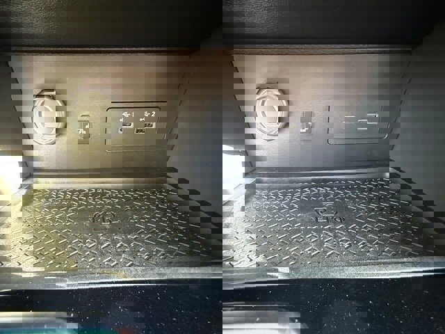 New 2025 Nissan Pathfinder SL w/ SL Premium Package image 36