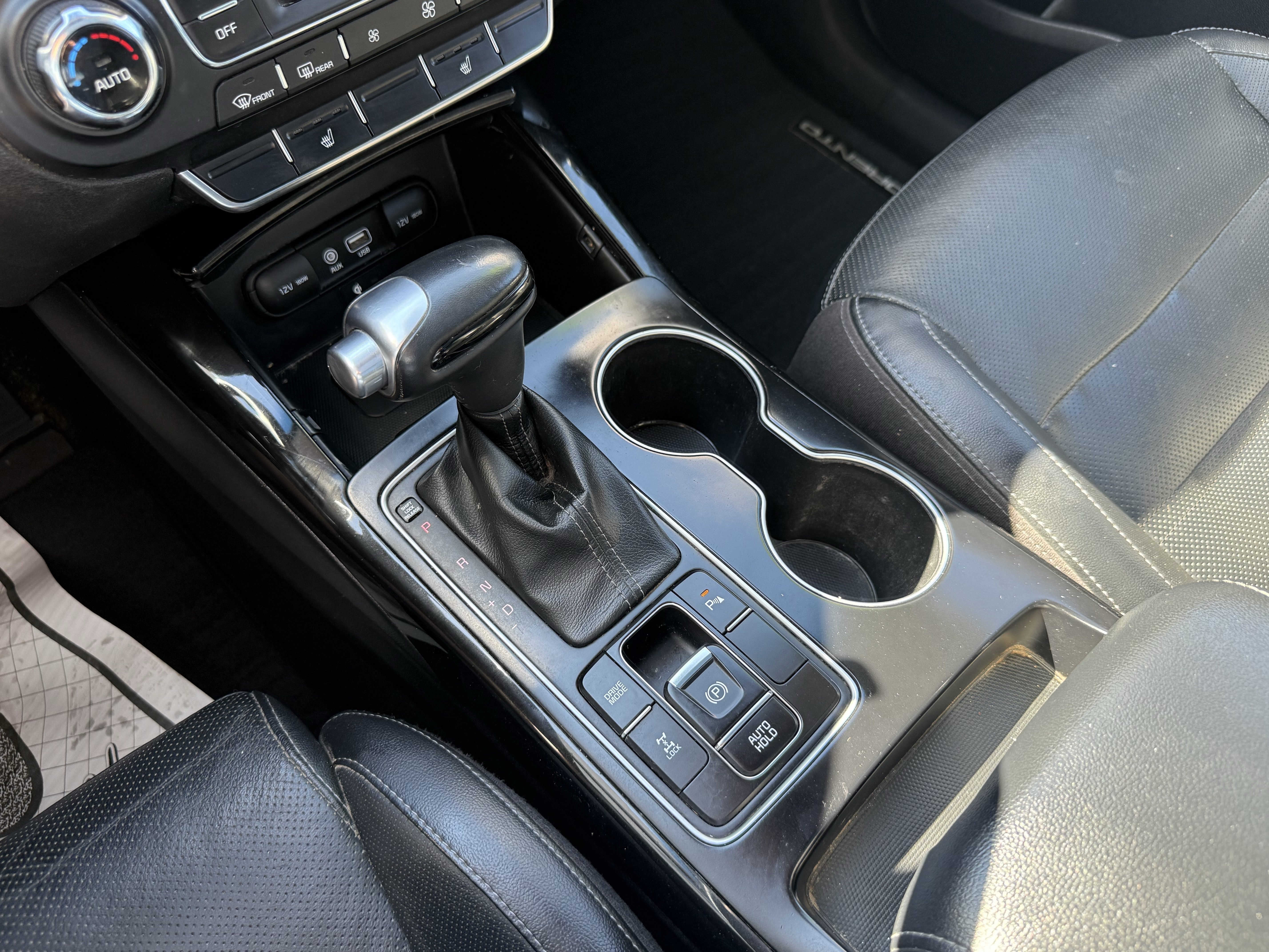 Used 2019 Kia Sorento SX image 20