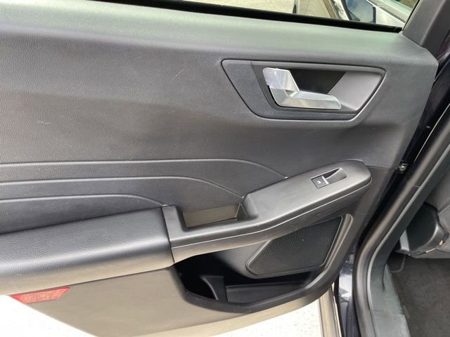 Used 2021 Ford Escape SE w/ Cold Weather Package image 57