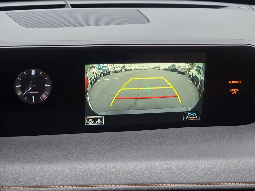 Used 2019 Lexus UX 200 w/ Accessory Package FWD image 19