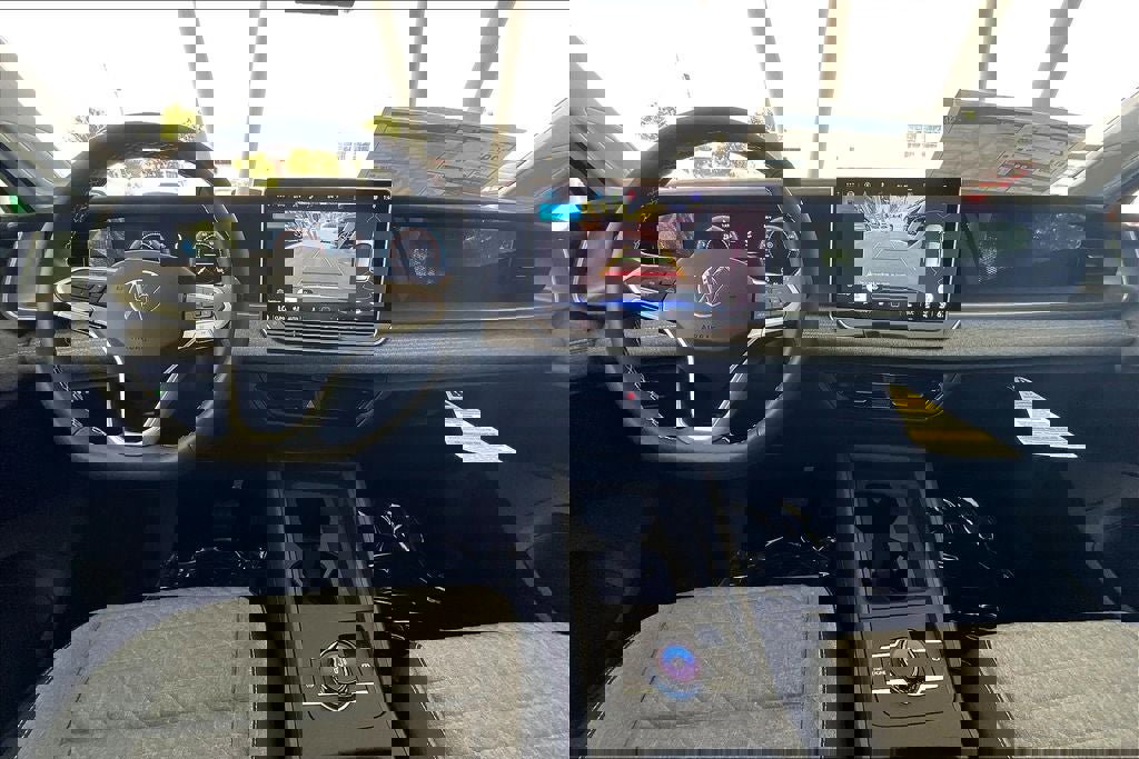 New 2025 Volkswagen Tiguan S image 15