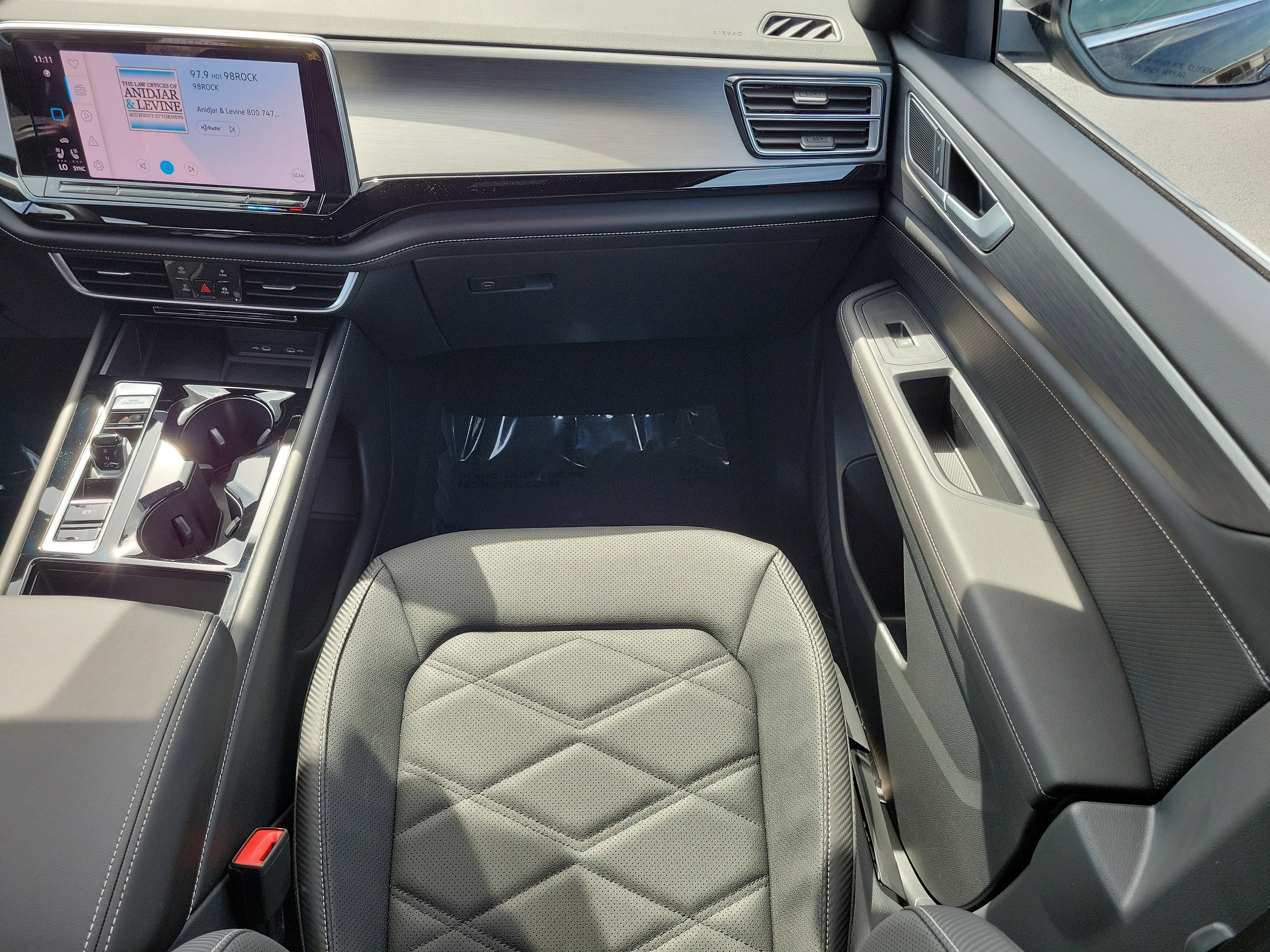 Used 2024 Volkswagen Atlas Cross Sport SE image 15