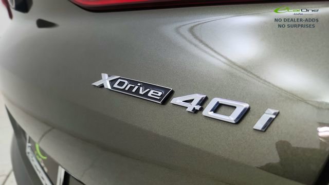 Used 2022 BMW X6 xDrive40i w/ Executive Package AWD/4WD image 19