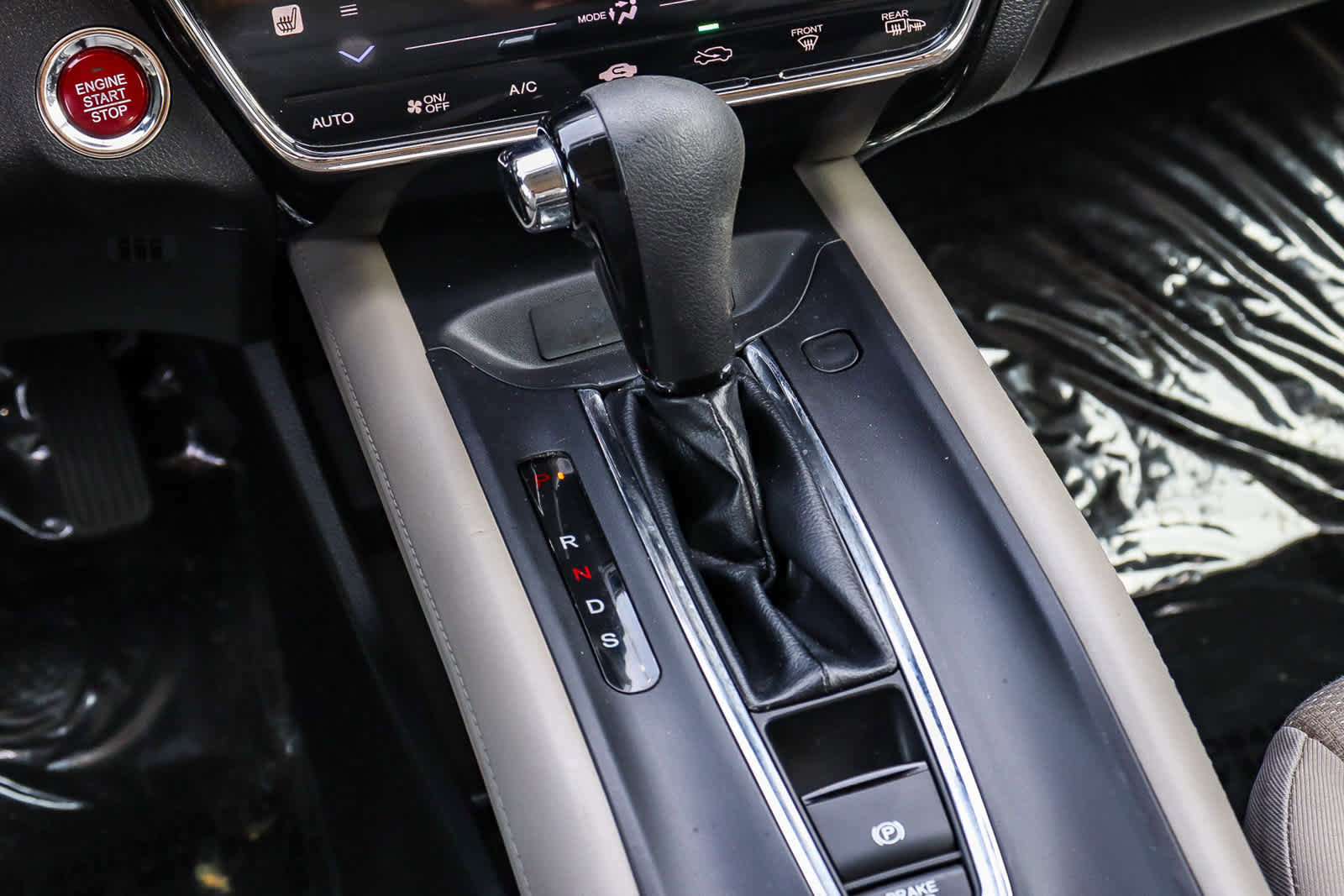 Used 2016 Honda HR-V EX image 15