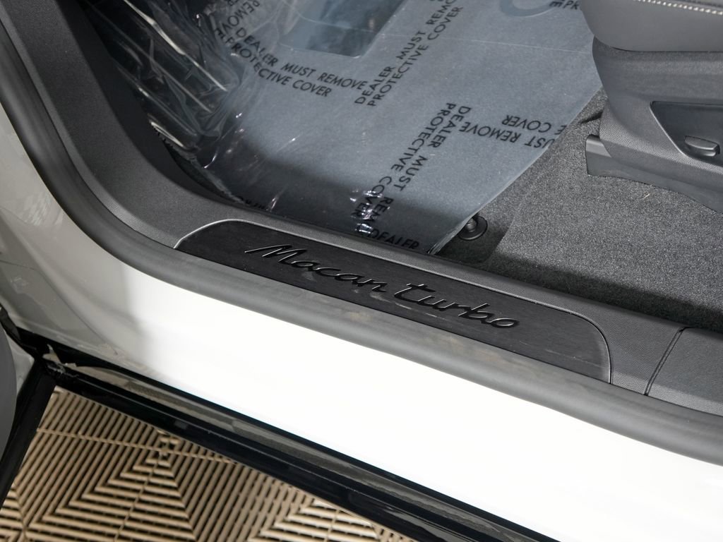 New 2026 Porsche Macan Turbo Electric image 18