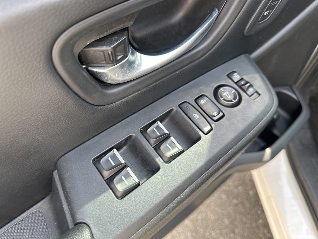 Used 2023 Honda Pilot TrailSport image 19