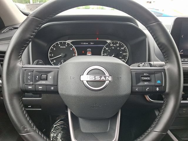 Used 2025 Nissan Rogue SV AWD/4WD image 18