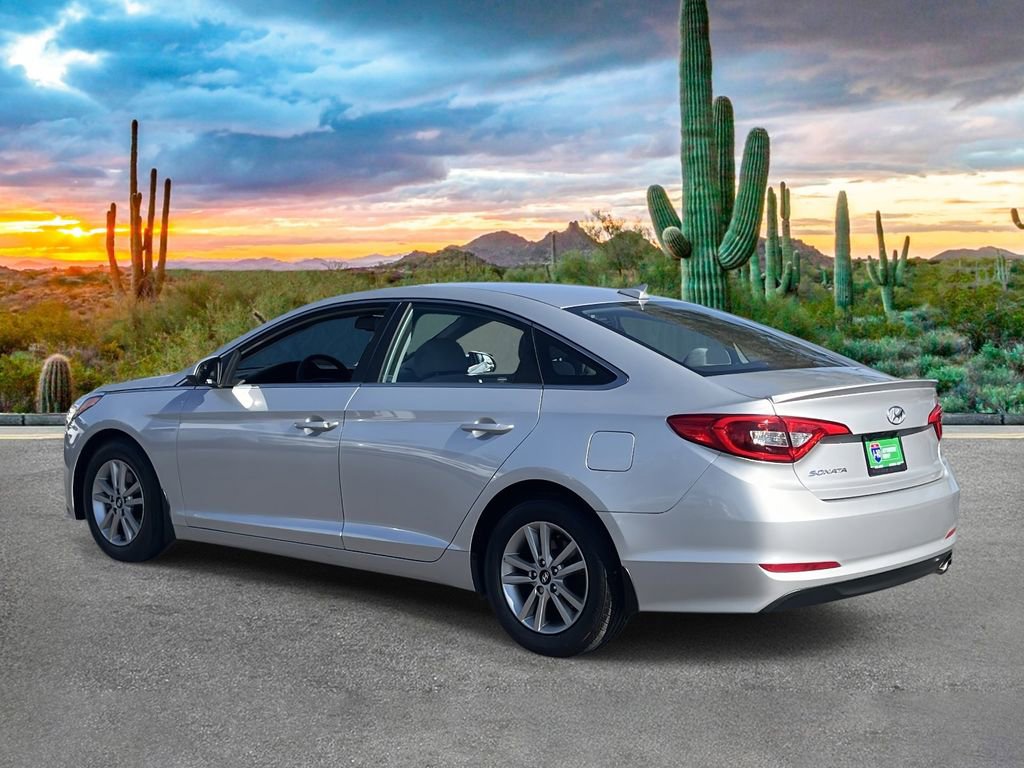Used 2015 Hyundai Sonata SE w/ Option Group 09 image 5
