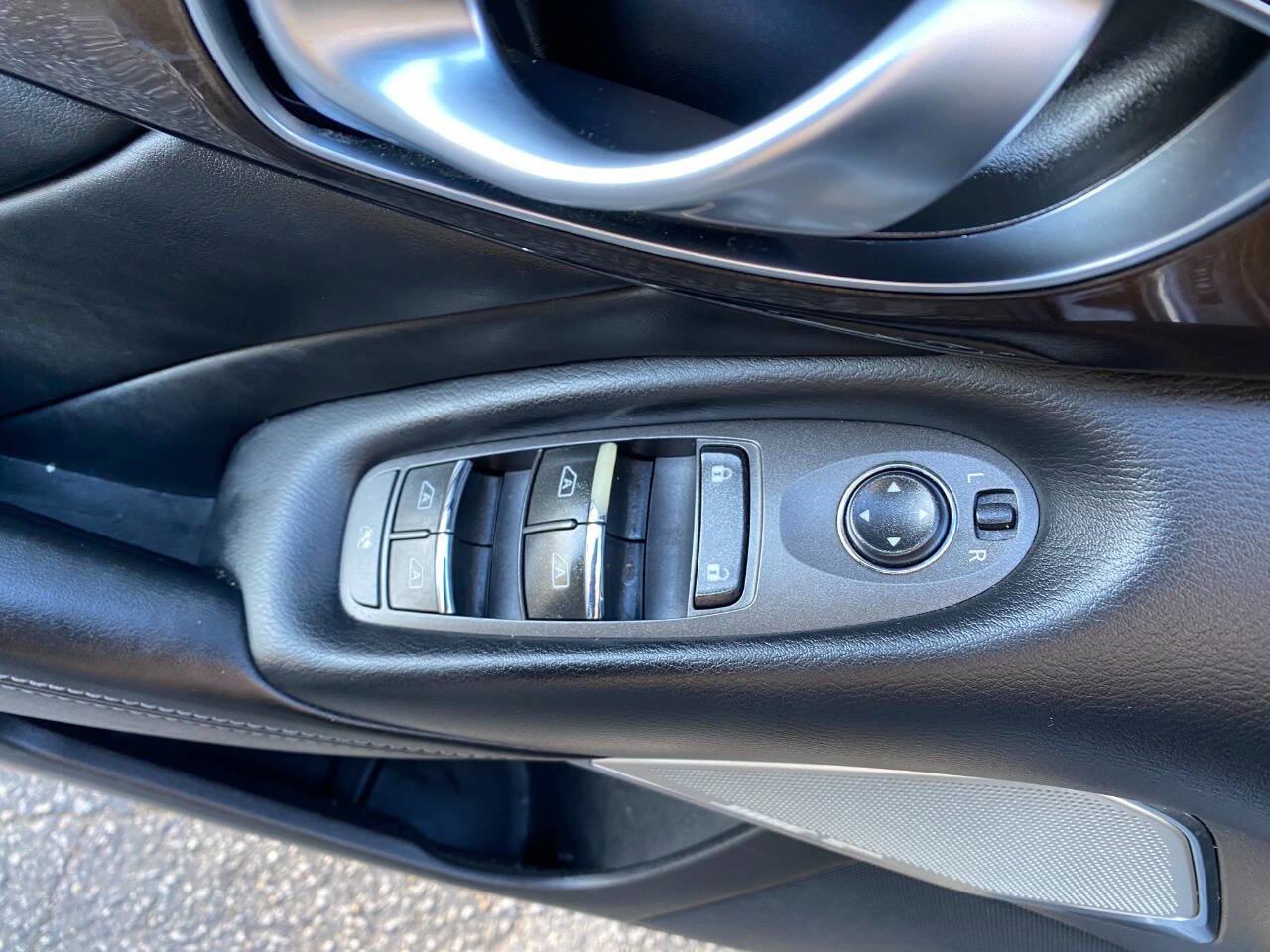 Used 2017 INFINITI Q50 Sport image 20