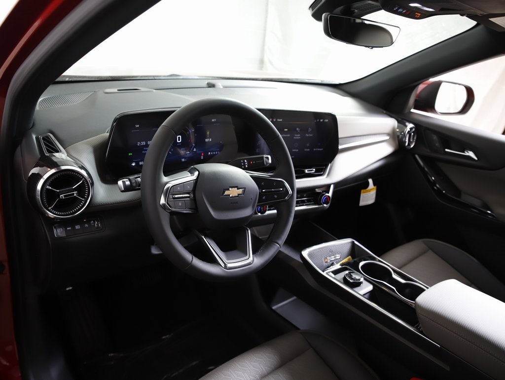 New 2026 Chevrolet Equinox LT w/ Convenience Package II image 11