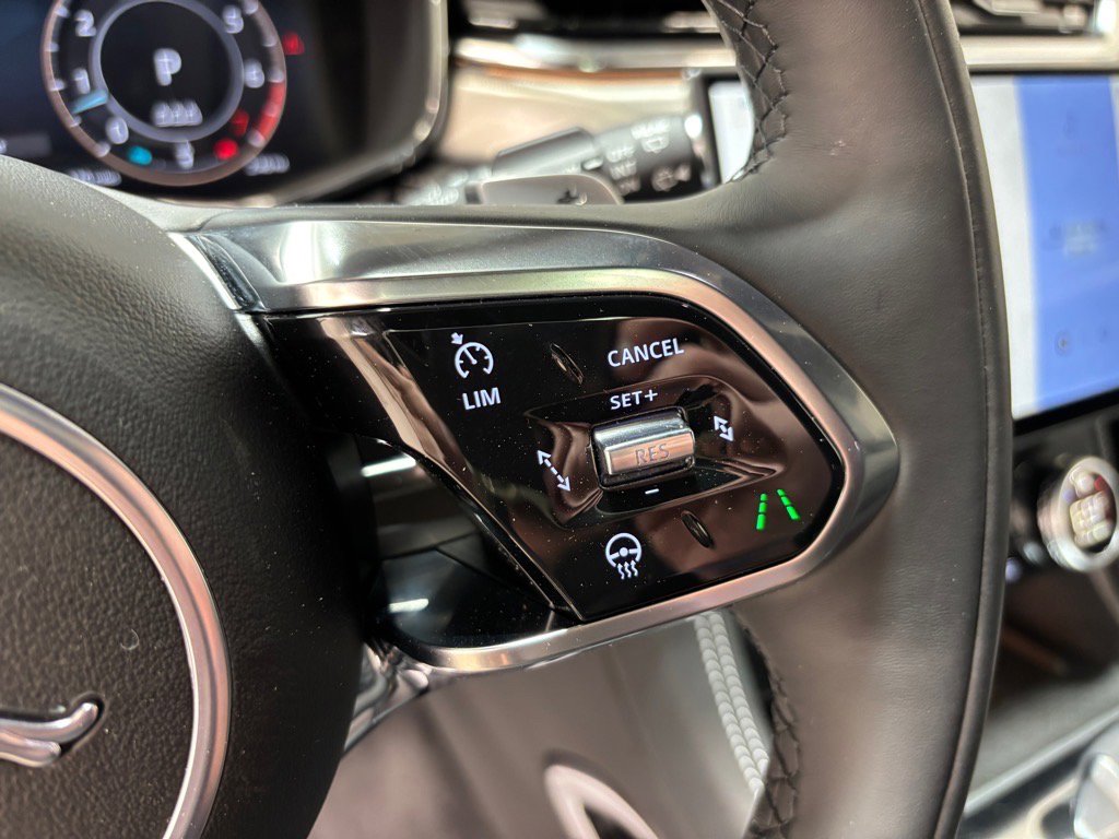 New 2026 Jaguar F-PACE R-Dynamic S image 19