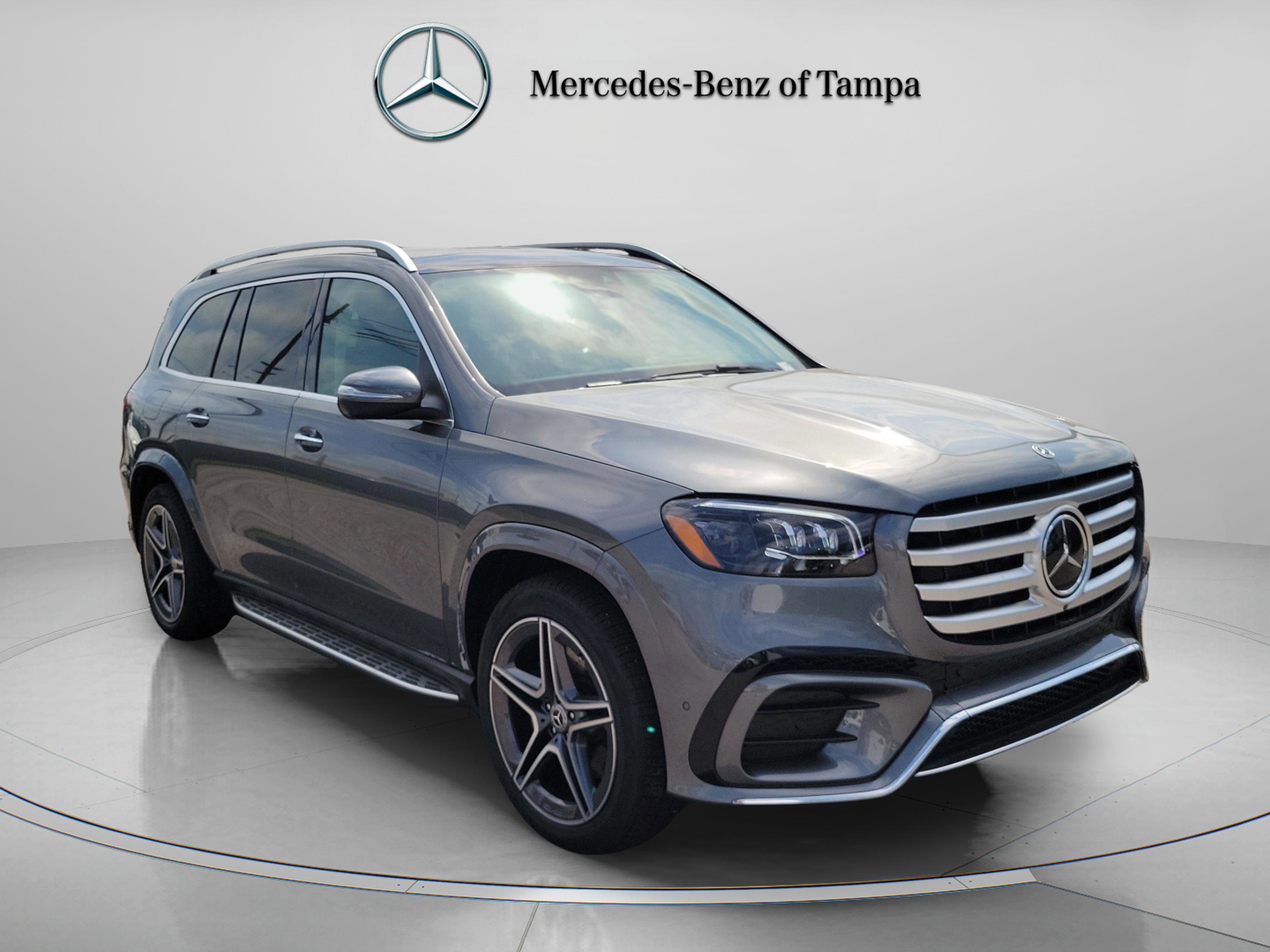Certified 2026 Mercedes-Benz GLS 450 4MATIC image 4