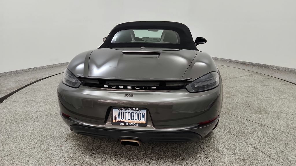 Used 2022 Porsche 718 Boxster RWD image 41
