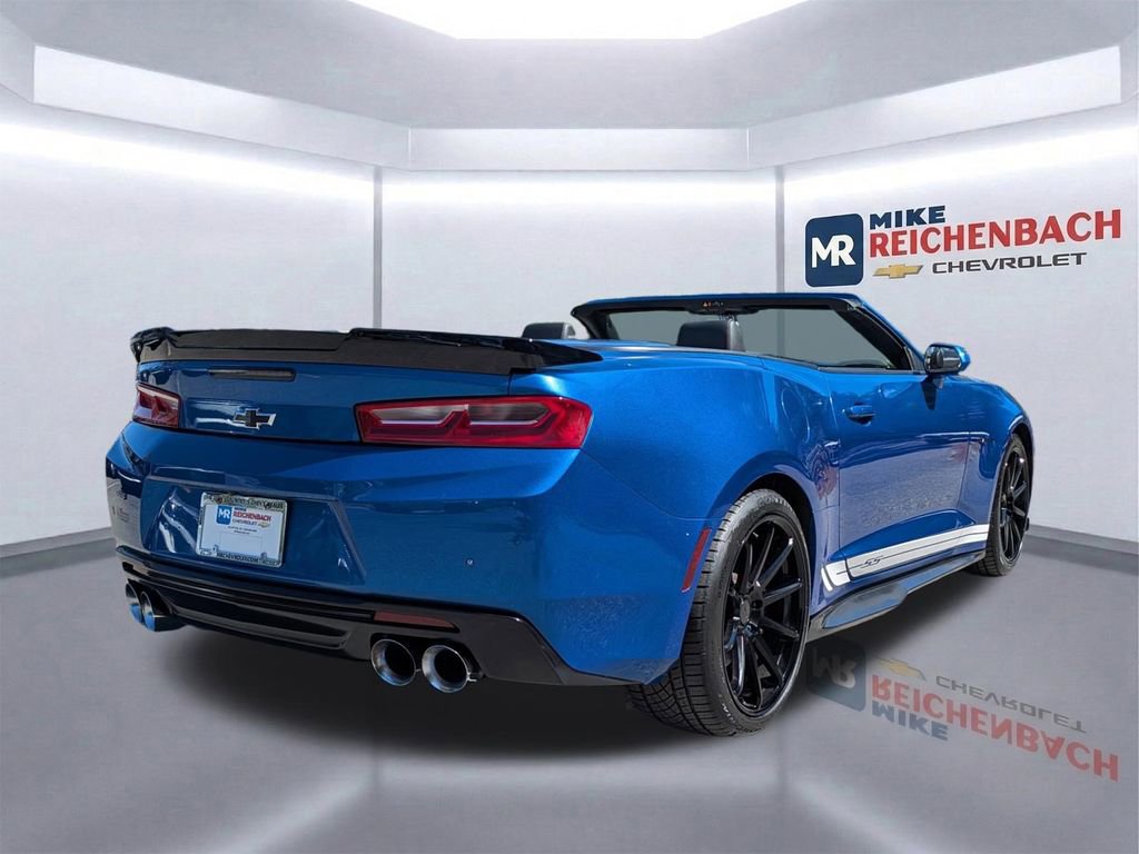 Used 2016 Chevrolet Camaro SS image 3