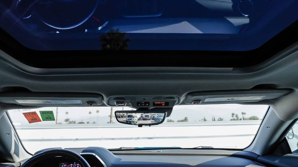 Used 2023 Chevrolet Camaro SS RWD image 19