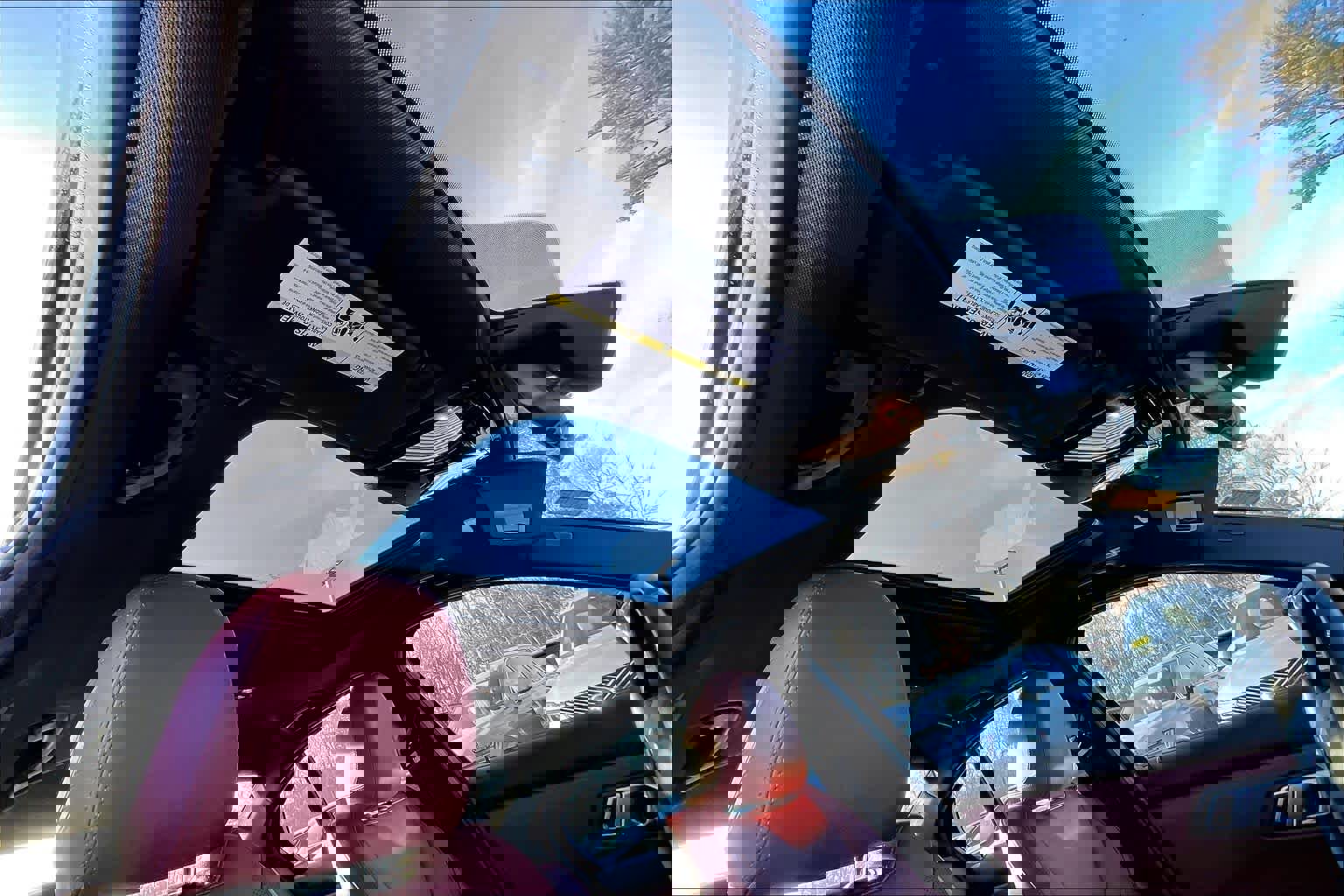 Used 2023 BMW 330i xDrive 330i xDrive w/ Driving Assistance Package image 14