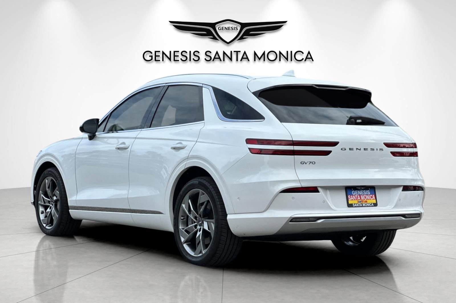 Used 2025 Genesis Electrified GV70 Advanced image 8