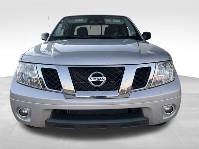 Used 2020 Nissan Frontier SV image 3