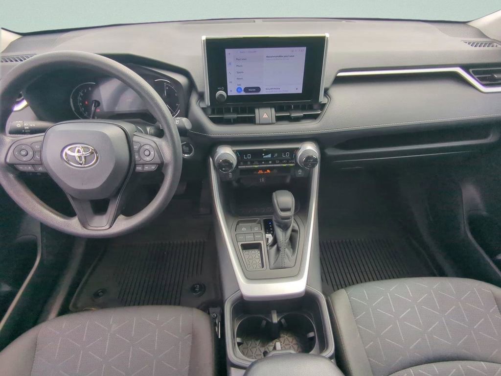 Used 2023 Toyota RAV4 XLE w/ Convenience Package image 12