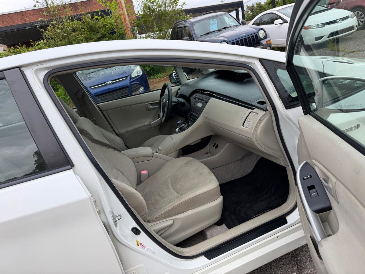 Used 2010 Toyota Prius Five FWD image 15