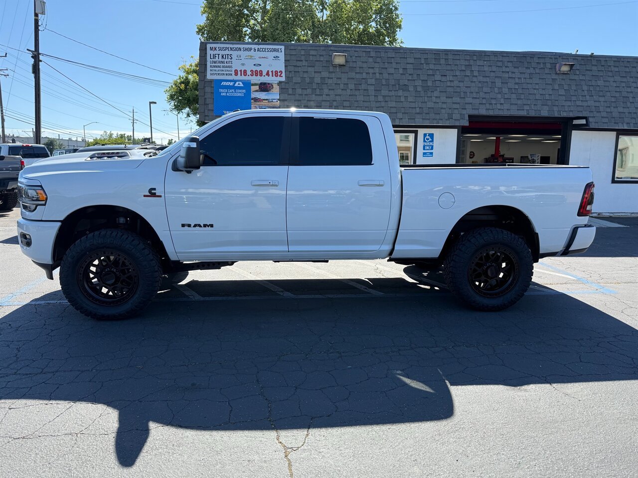 Used 2023 RAM 2500 Laramie AWD/4WD image 8