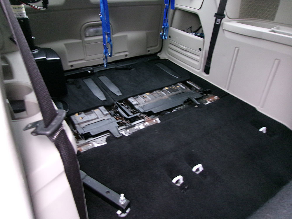 Used 2017 Dodge Grand Caravan SXT image 11