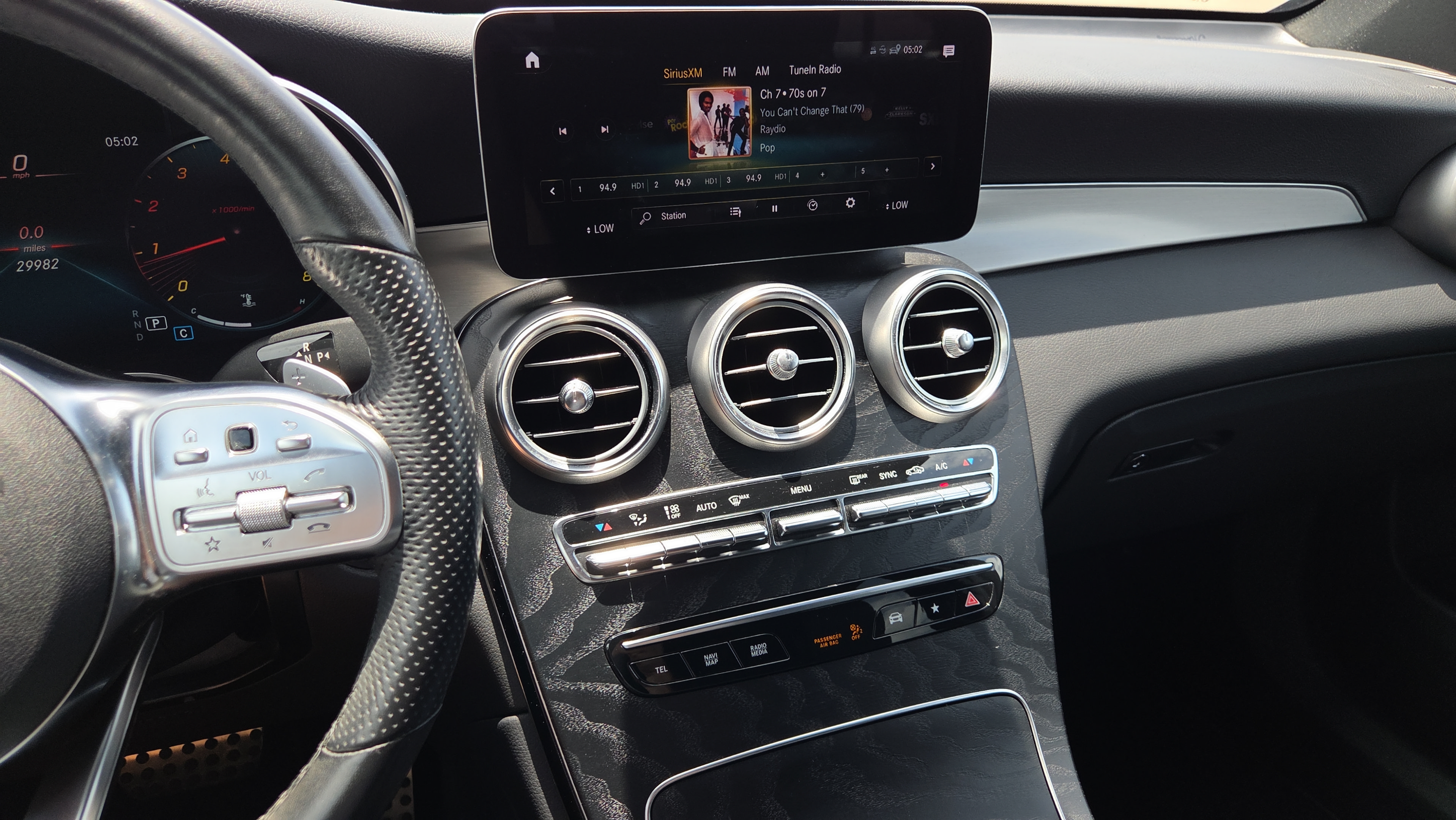 Used 2022 Mercedes-Benz GLC 300 image 20