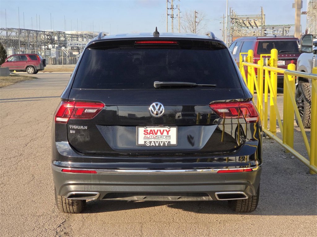 Used 2020 Volkswagen Tiguan SE image 11