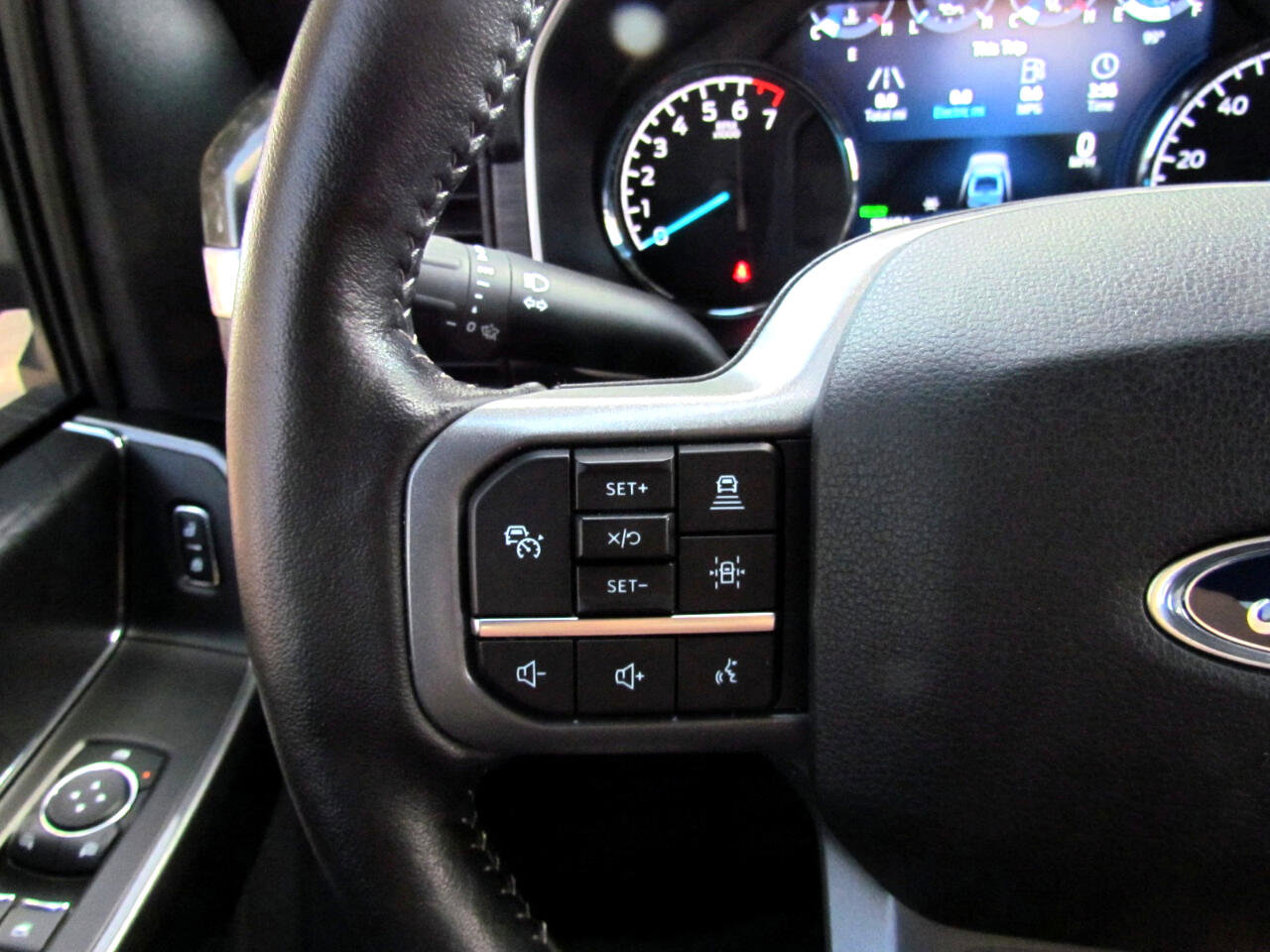 Used 2021 Ford F150 XLT w/ Equipment Group 302A High image 26