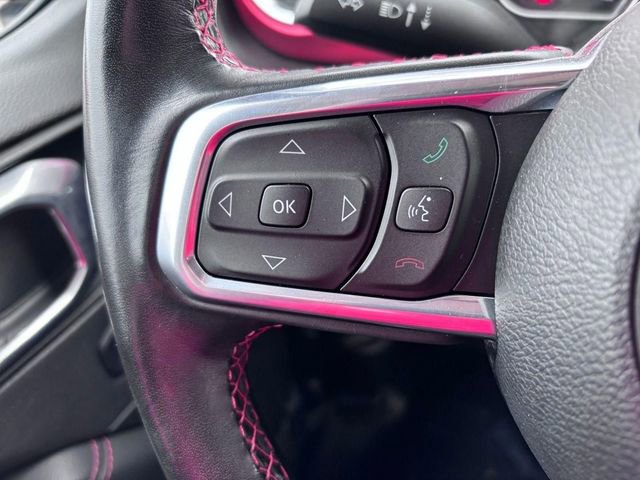 Used 2022 Jeep Wrangler Unlimited Rubicon w/ Cold Weather Group image 16