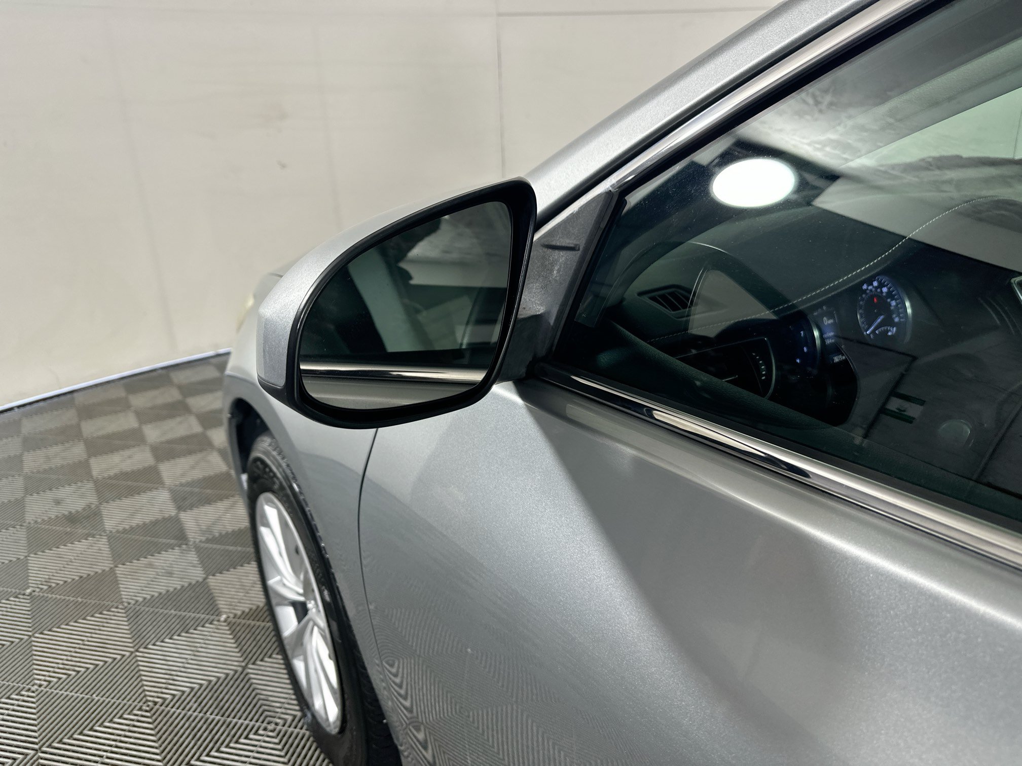 Used 2017 Toyota Camry LE FWD image 10