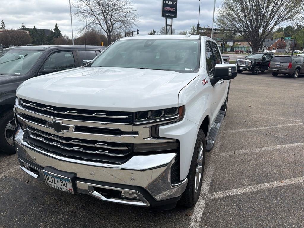 Used 2019 Chevrolet Silverado 1500 LTZ w/ LTZ Plus Package AWD/4WD image 2