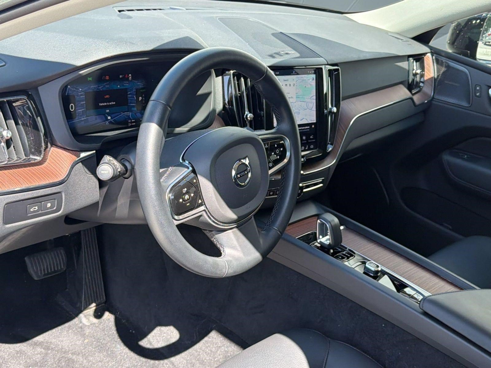 Certified 2023 Volvo XC60 T8 Plus w/ Climate Package AWD/4WD image 4