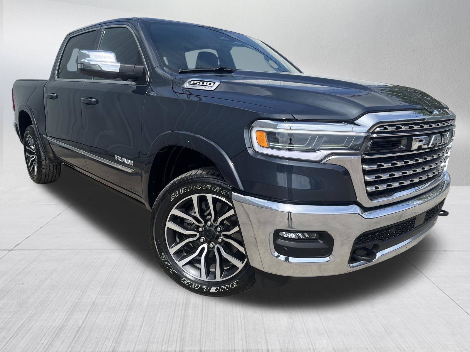 Used 2026 RAM 1500 Limited AWD/4WD image 3