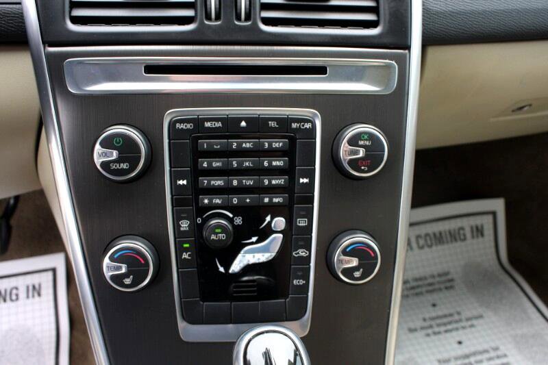 Used 2015 Volvo XC60 T6 w/ Protection Package image 25
