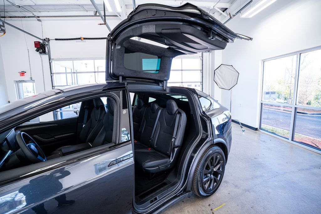 Used 2024 Tesla Model X image 47