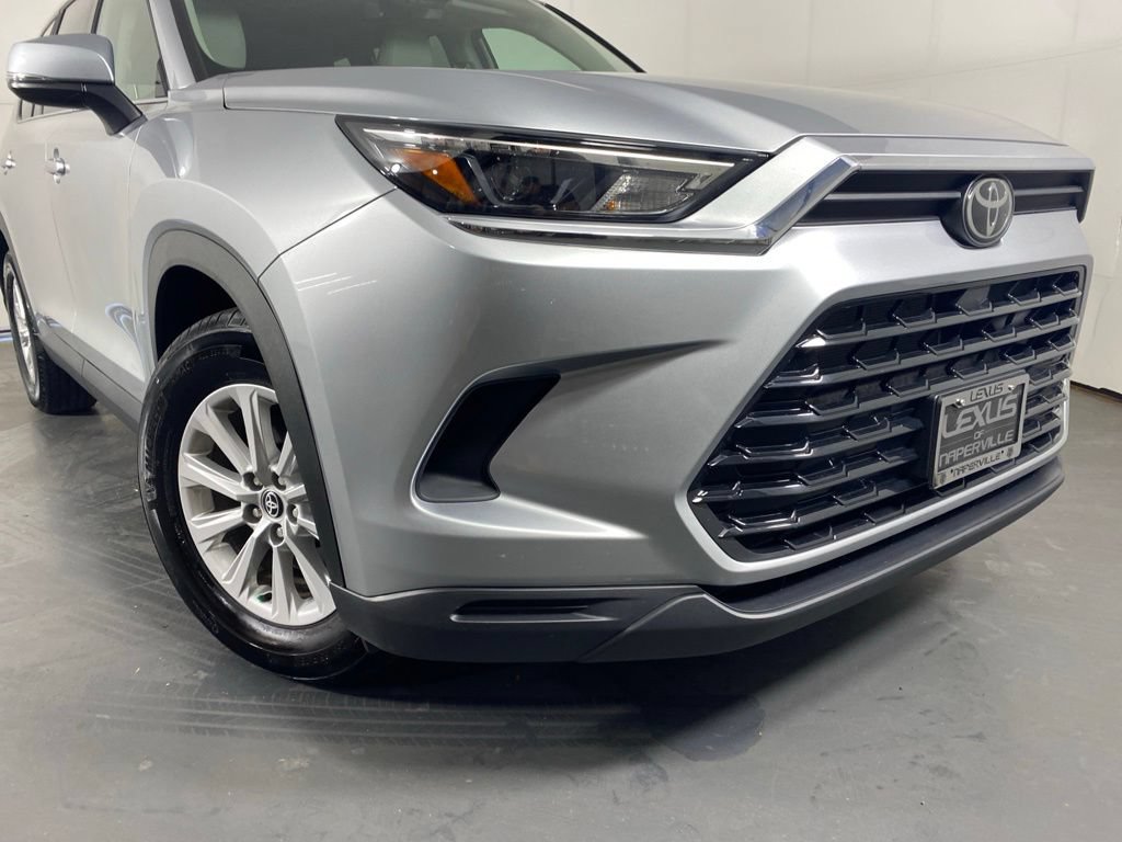 Used 2025 Toyota Grand Highlander FWD image 4