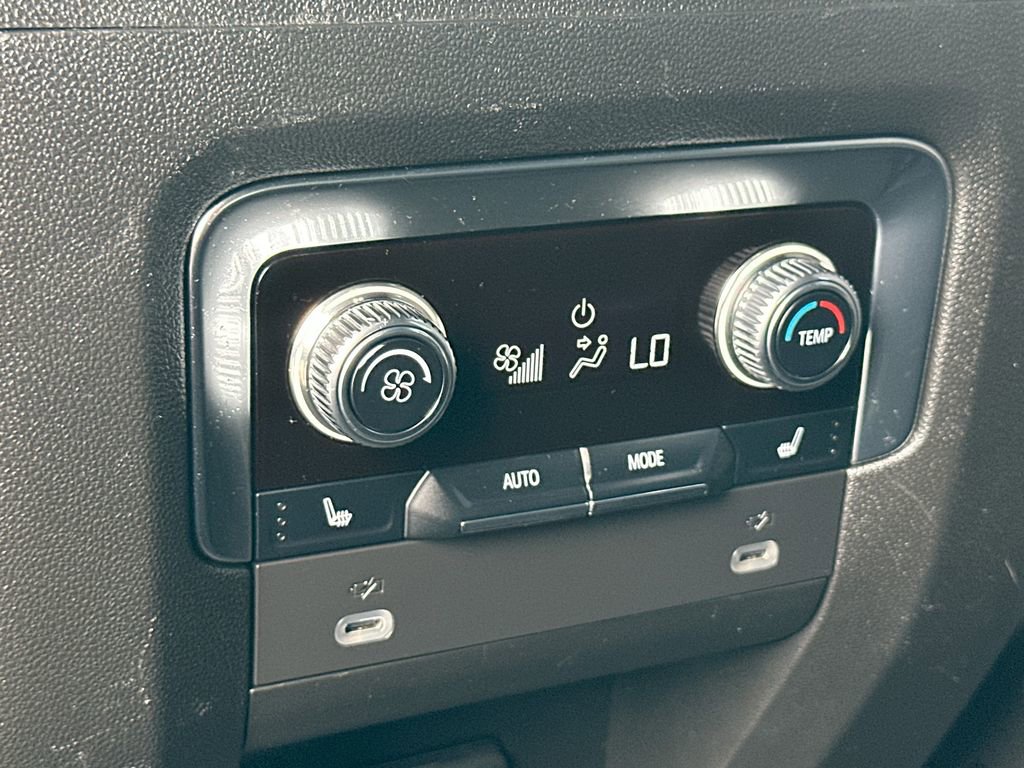 Used 2024 GMC Yukon Denali image 26