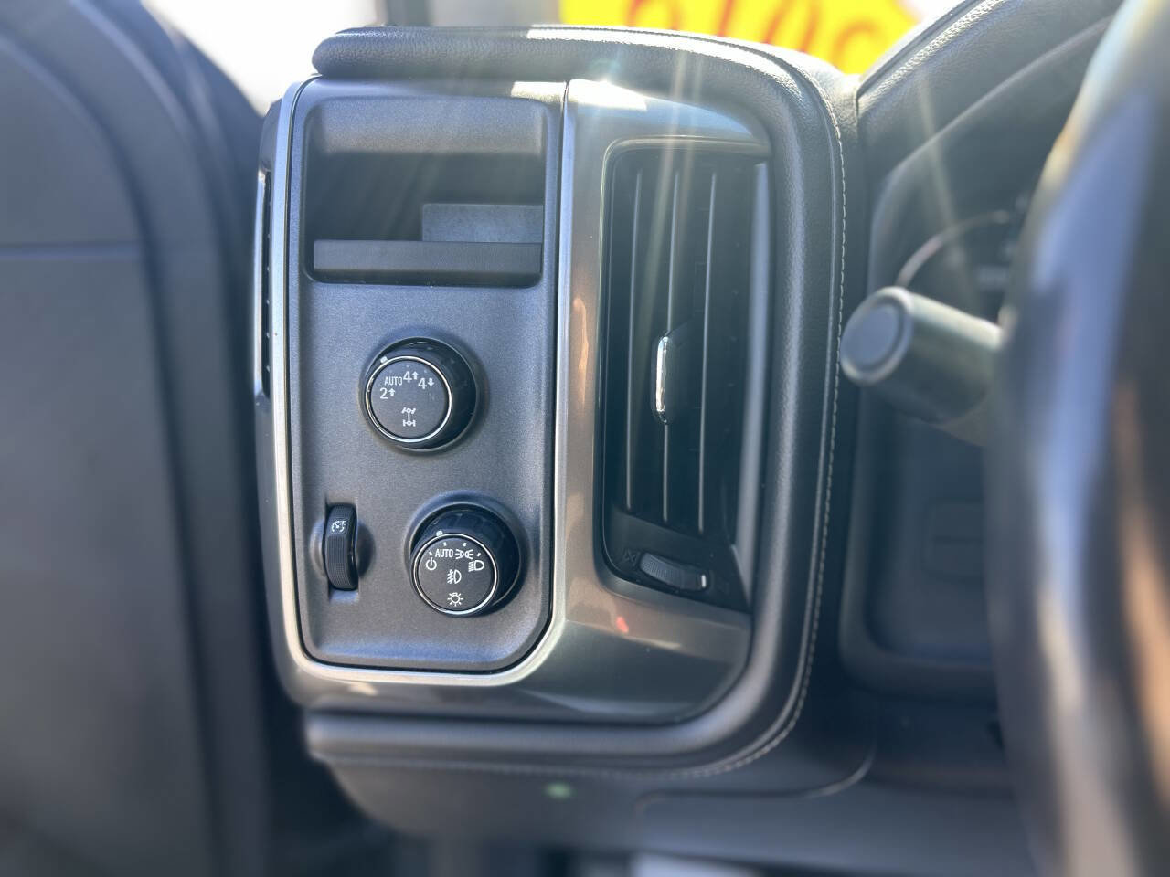 Used 2018 Chevrolet Silverado 1500 LTZ w/ Sport Package image 12