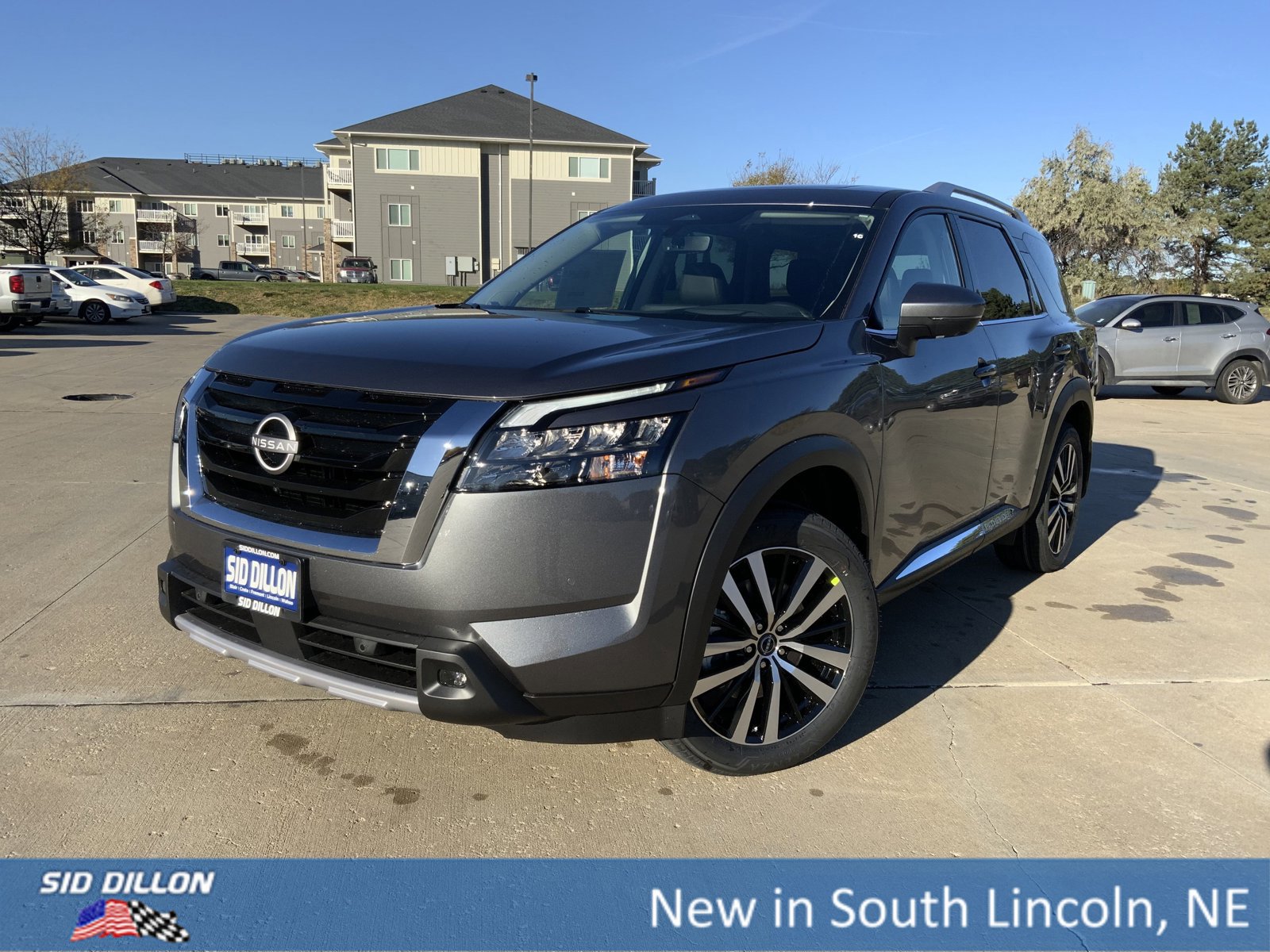 New 2025 Nissan Pathfinder Platinum