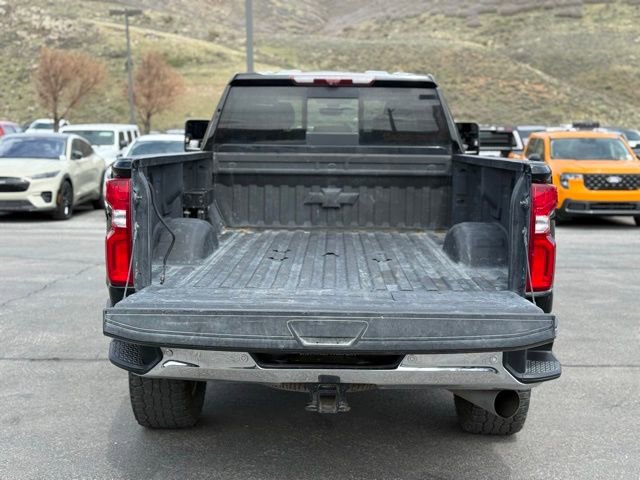 Used 2020 Chevrolet Silverado 3500 LTZ w/ LTZ Premium Package image 5