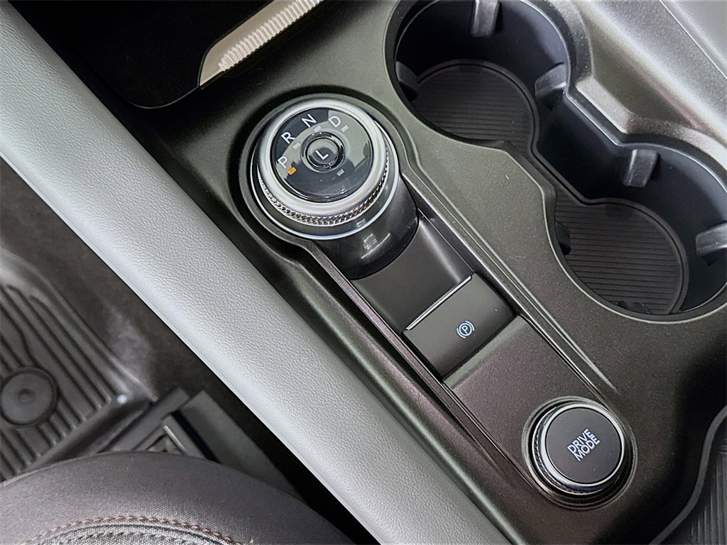 Used 2025 Ford Explorer Active image 10